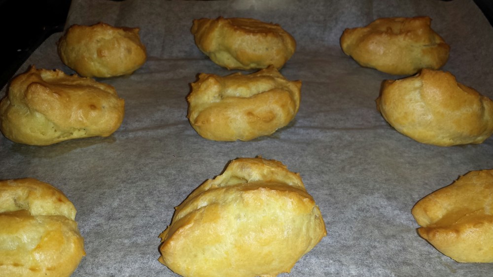 Små vannbakkels, akkurat en munnfull :-)