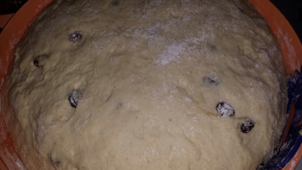 Ferdig hevet, nå skal deigen bakes ut til lekre julekaker <3