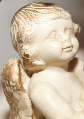 - Som man finner skrevet mange steder "Mødre er engler under opplæring" :-)