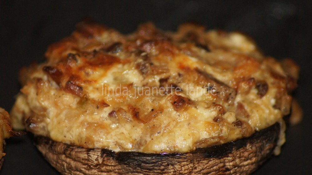 Portabella fylt med reker, bacon og ost. Nyyydelig!